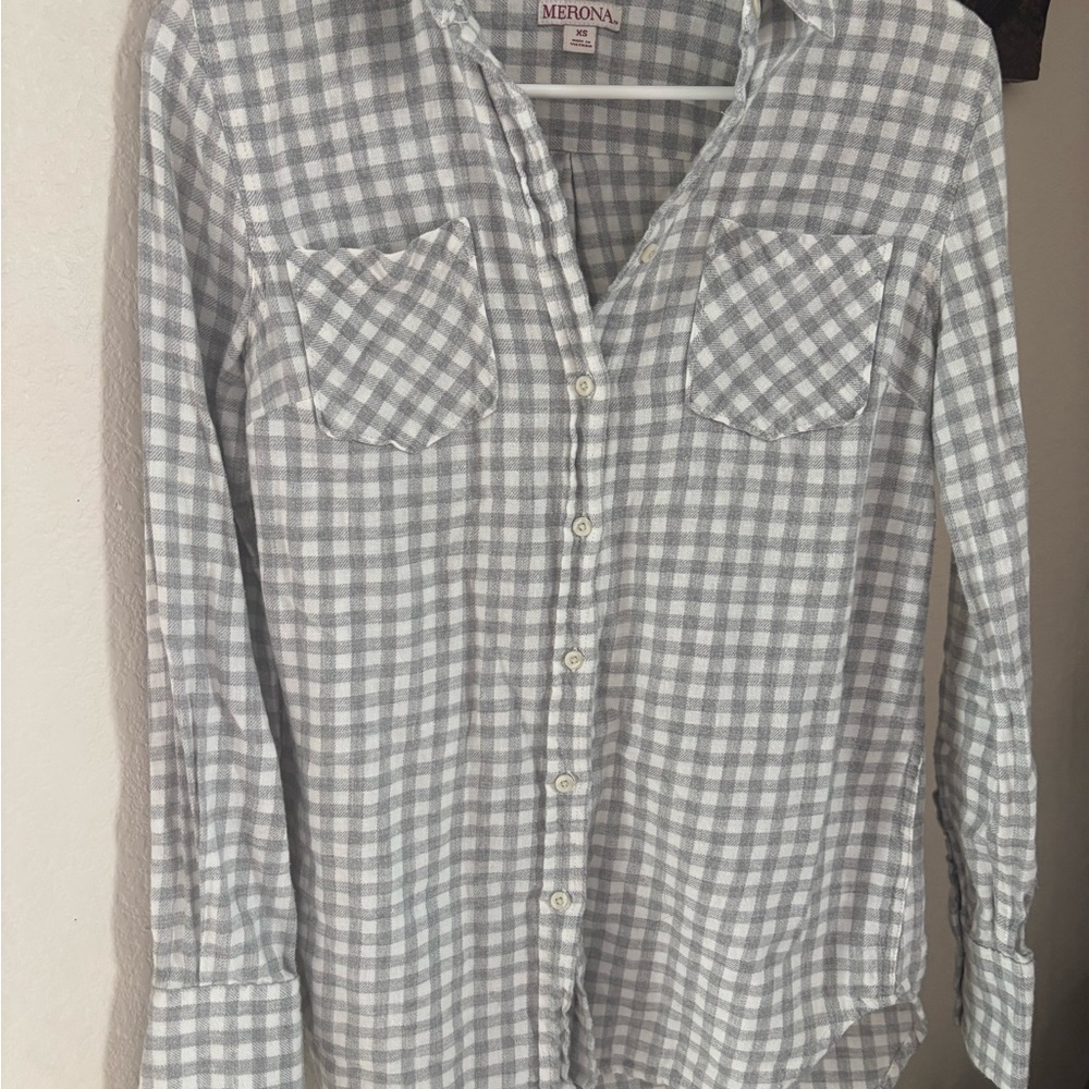 Merona Gray Checkered Button-Up Shirt size small 100% cotton